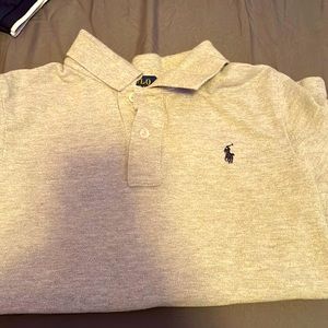 Grey polo colar